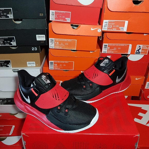 NIKE KYRIE 3 LOW MEN'S US SIZE 13 BRAND NEW IN BOX - Picture 2 of 10